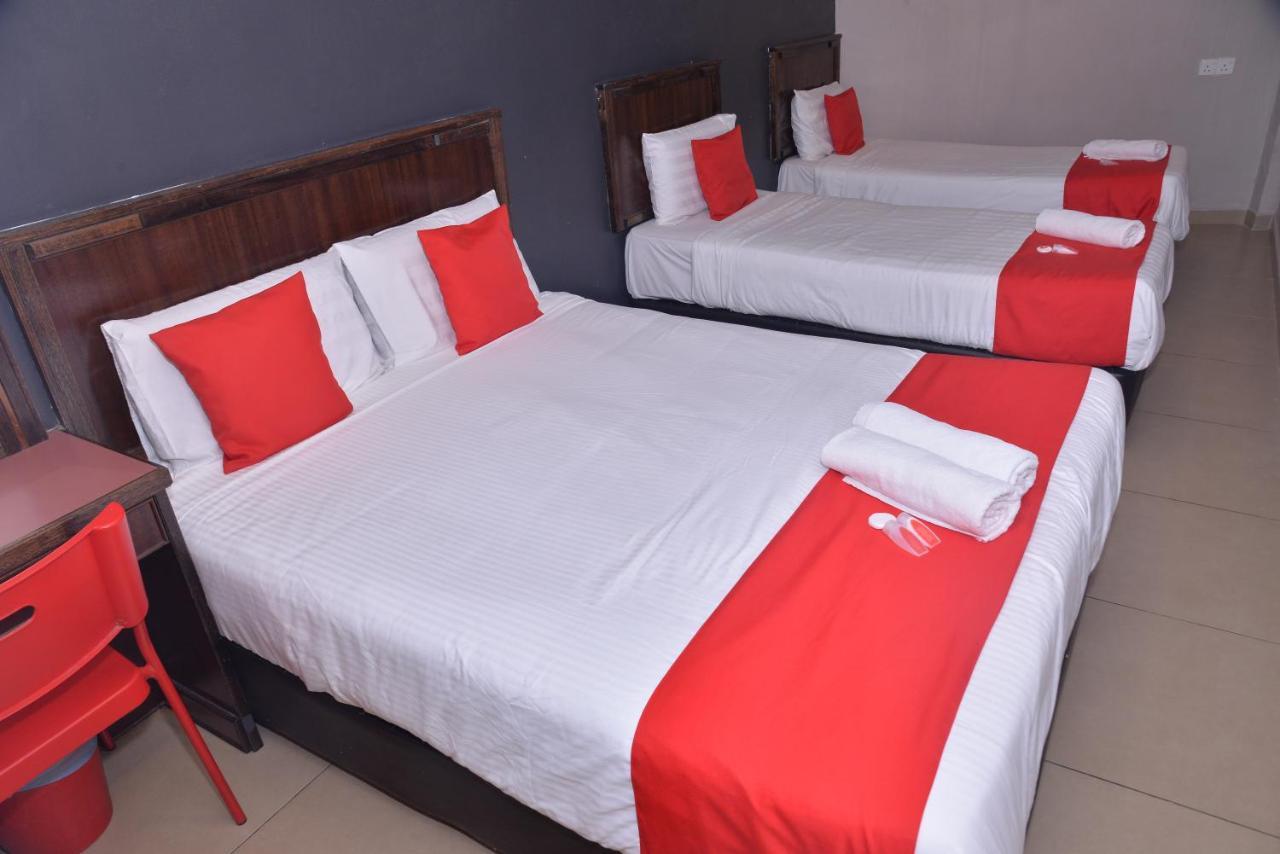 Nice Stay Hotel Raub Exteriér fotografie